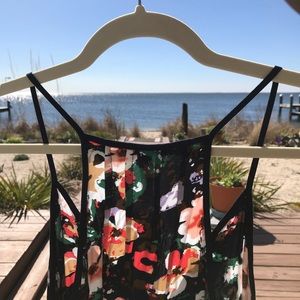 Floral sleeveless blouse